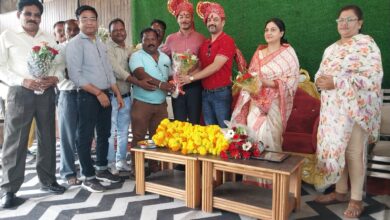 Betul Today News : बैतूल में मिला सहयोग-स्नेह अविस्मरणीय, शहडोल तबादले पर नपा ने सीएमओ बुंदेला को दी विदाई