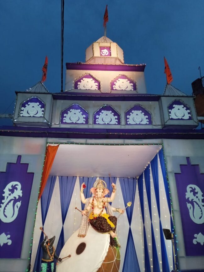 Ganesh Utsav Special : ढोल पर सवार श्री गणेश बने शहर में आकर्षण का केंद्र