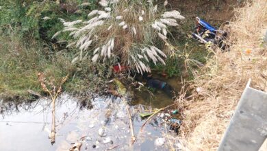 Betul Samachar: कुड़मुड़ नदी में दो युवकों के संदिग्ध हालत में शव मिलने से सनसनी, घटना स्थल पर पुलिस ने बाइक औऱ चप्पलें की बरामद, एक युवक के फरार होने की सम्भावना