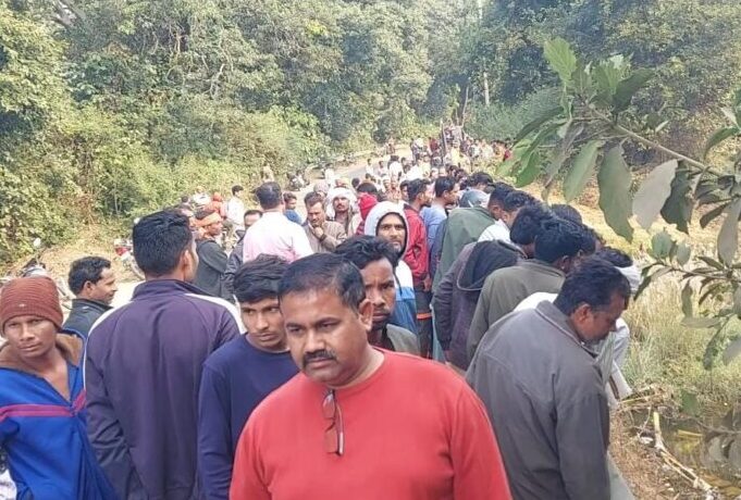 Betul Samachar: कुड़मुड़ नदी में दो युवकों के संदिग्ध हालत में शव मिलने से सनसनी, घटना स्थल पर पुलिस ने बाइक औऱ चप्पलें की बरामद, एक युवक के फरार होने की सम्भावना