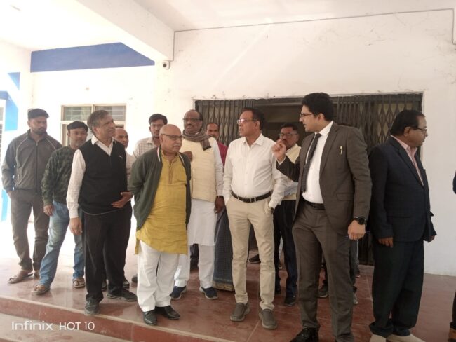 Betul Govt. Hospital : बैतूल में 550 बिस्तर का होगा अब जिला अस्पताल, सांसद- विधायकों ने निरीक्षण के बाद अधिकारियों को दिए व्यवस्था बनाने के निर्देश