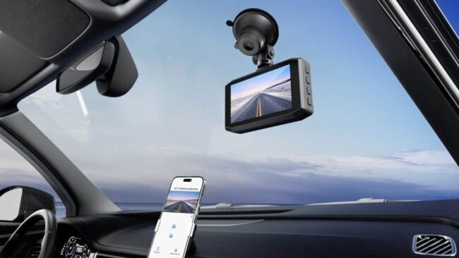 Car Gadgets : अपनी कार में जरूर रखे ये गैजेट्स, इमरजेंसी में आएंगे काम