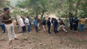 Betul News: स्वतंत्रता संग्राम सेनानी के पौत्र की ह्त्या, नाले में मिला शव, डब्ल्यूसीएल में सुरक्षा गार्ड था मृतक, पुलिस मौके पर पहुंची