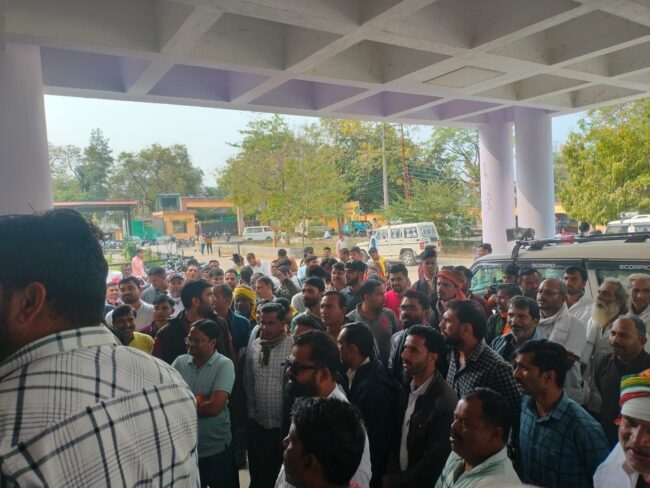 Betul News : ढाबा संचालकों की पिटाई में एक युवक को पैरालिसिस अटैक