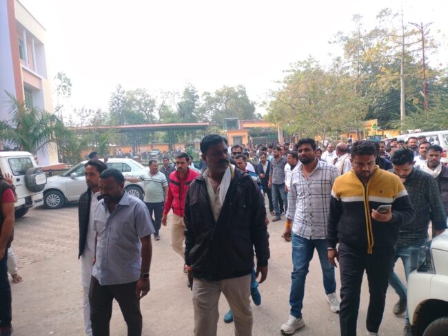 Betul News : ढाबा संचालकों की पिटाई में एक युवक को पैरालिसिस अटैक