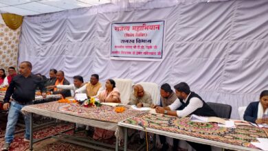 Betul News: राजस्व निपटारे में एक ही टेबल पर सांसद, विधायक, एसडीएम, तहदीलदार, आरआई ,पटवारी और आवेदक