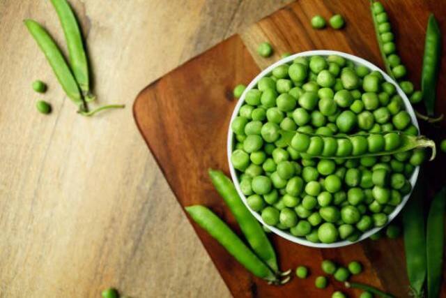 Green Peas Benefits: सर्दियों में सेहत का खजाना है हरी मटर, मिलते हैं गजब के फायदे