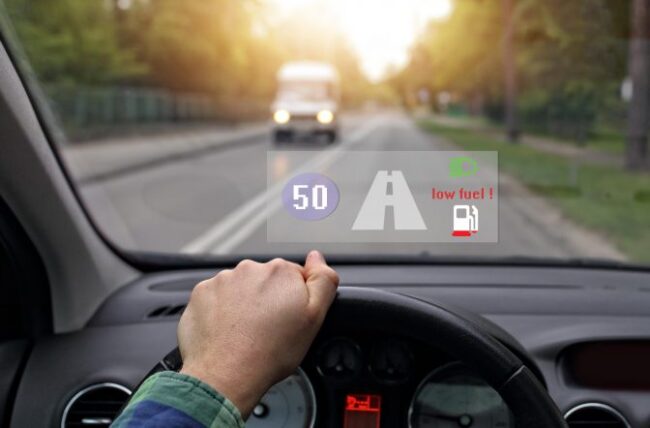 Car Gadgets : अपनी कार में जरूर रखे ये गैजेट्स, इमरजेंसी में आएंगे काम