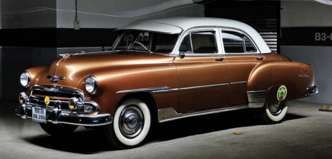 Old Car Selling: पुरानी कार बेचने पर चाहिए अच्छी रकम? ये टिप्स साबित हो सकते हैं मददगार