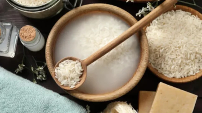 Health Tips: उबले हुए चावल का पानी स्वास्थ्य के लिए है वरदान , सेहत को मिलते है ये चौकाने वाले फायदे