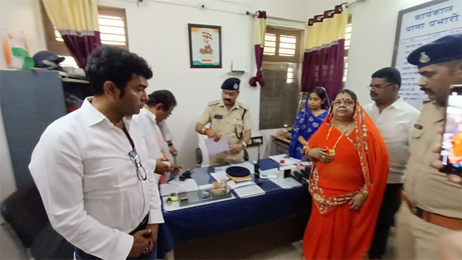 Chhindwara Politics : छिंदवाड़ा में गरमाई राजनीति: पूर्व सीएम कमलनाथ के पीए पर एफआईआर