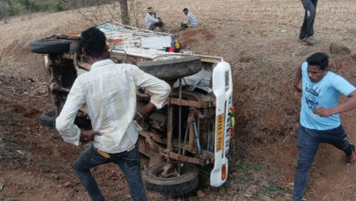 Betul Accident : सवारियों से भरी पिकअप पलटी 16 घायल,एक बुजुर्ग की हालत गंभीर