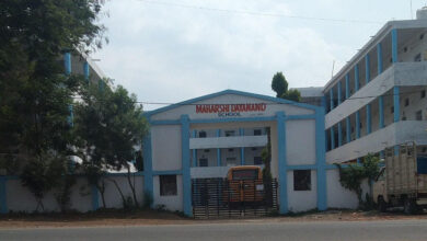 Betul Samachar : बच्चों की फीस बाकी तो संचालक ने लिया कोरा चैक