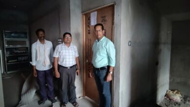 Betul Nursing College - बिग ब्रेकिंग: बैतूल के आठ नर्सिंग कालेजों में तालाबंदी, उच्च न्यायालय के निर्देशाें पर प्रशासन के अधिकारियों ने की देर शाम तक कार्यवाही