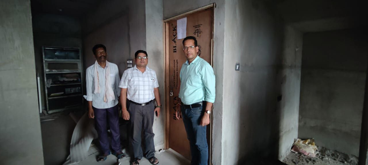 Betul Nursing College - बिग ब्रेकिंग: बैतूल के आठ नर्सिंग कालेजों में तालाबंदी, उच्च न्यायालय के निर्देशाें पर प्रशासन के अधिकारियों ने की देर शाम तक कार्यवाही