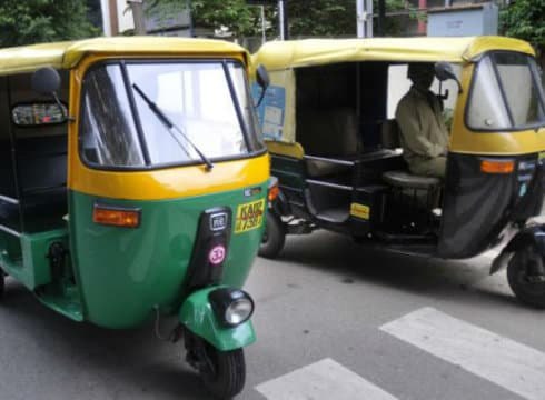 Betul News: मानवता शर्मसार: किराया नहीं होने पर दिव्यांग बालक 4 किमी पैदल घर पहुंचा