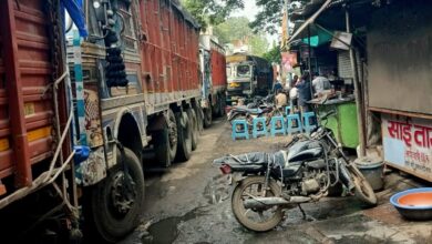 Betul Samachar: भारी वाहनों का प्रवेश प्रतिबंधित, सुबह से लगा रेलवे स्टेशन पर जाम, रेल यात्रियों के साथ साथ आम जन भी होते रहे परेशान