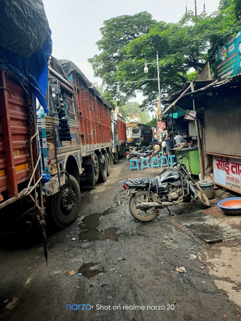 Betul Samachar: भारी वाहनों का प्रवेश प्रतिबंधित, सुबह से लगा रेलवे स्टेशन पर जाम, रेल यात्रियों के साथ साथ आम जन भी होते रहे परेशान