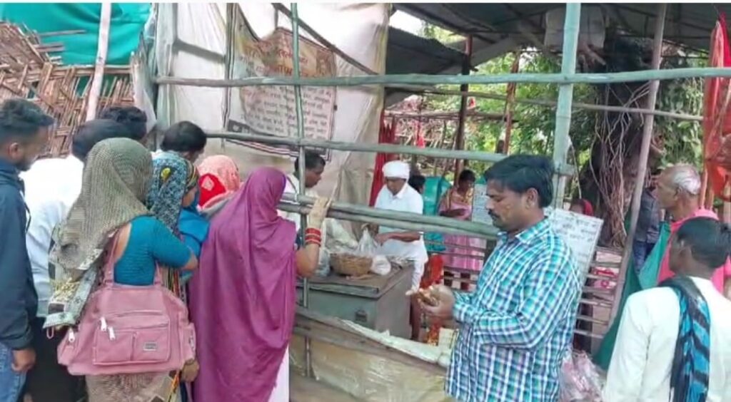 Betul Ki Khabar: छोटे से गांव में जड़ी-बूटियों के सहारे कैैंसर का सफल इलाज