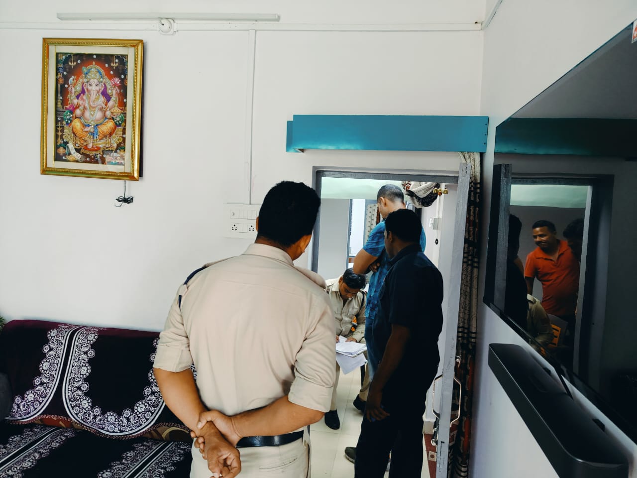 Betul Ki Khabar: बीसी के नाम पर लोगों के लाखों रुपए डकारने वाले ने जन्मदिन के दिन लगाया मौत को गले, पुलिस कर रही है मामले की जांच