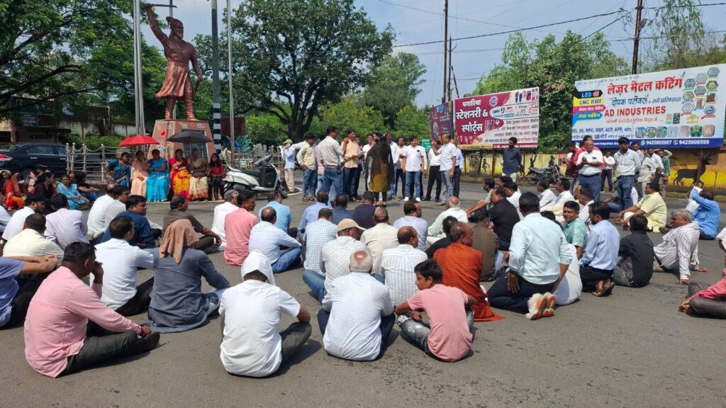 Betul Samachar: कुनबी समाज की पुलिस को दो टूक: आरोपी रोज रील बना रहे, गिरफ्तारी से दूर