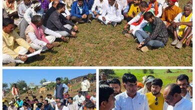 Betul Samachar: ओवरब्रिज के लिए ग्रामीणों के साथ नीचे बैठकर ली अधिकारियों की बैठक