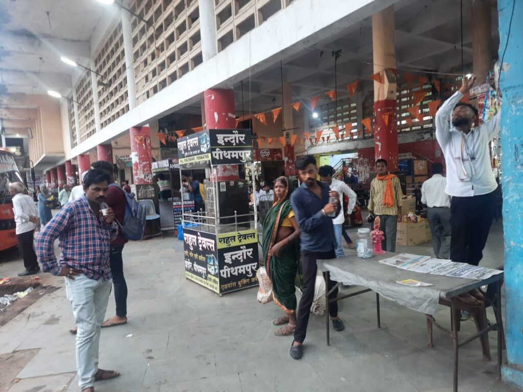 Betul News: बसस्टैंड पर अतिक्रमण को लेकर नपा का अड़ियल रवैया